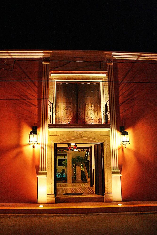 La Aurora Hotel Colonial 巴利亚多利德 外观 照片